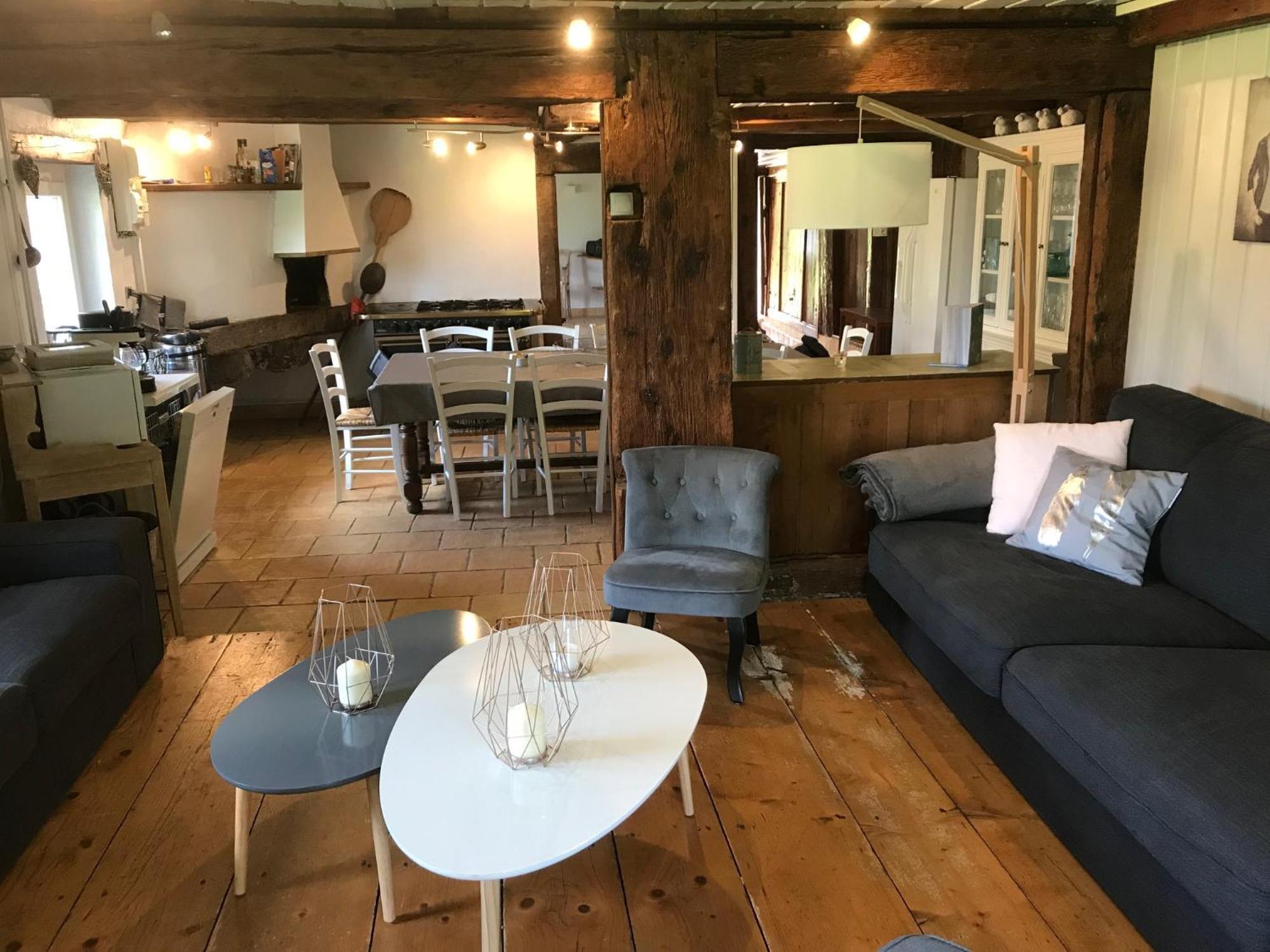 Ferme De Chenezeau - 15 Personnes , 7 Chambres Gérardmer Exterior foto