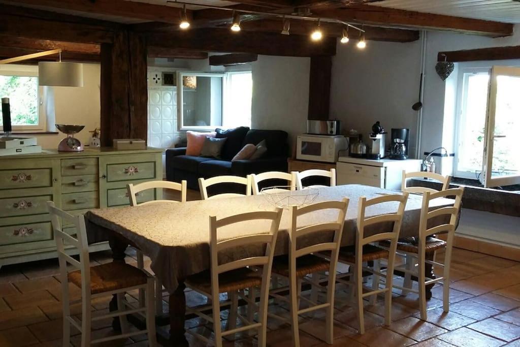 Ferme De Chenezeau - 15 Personnes , 7 Chambres Gérardmer Exterior foto
